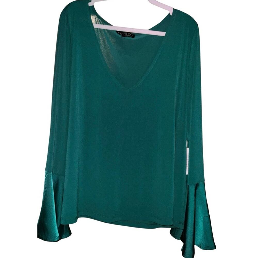 Eloquii Emerald Green V-Neck Blouse Flared Satin Cuffs Long Sleeve 22/24 NWT